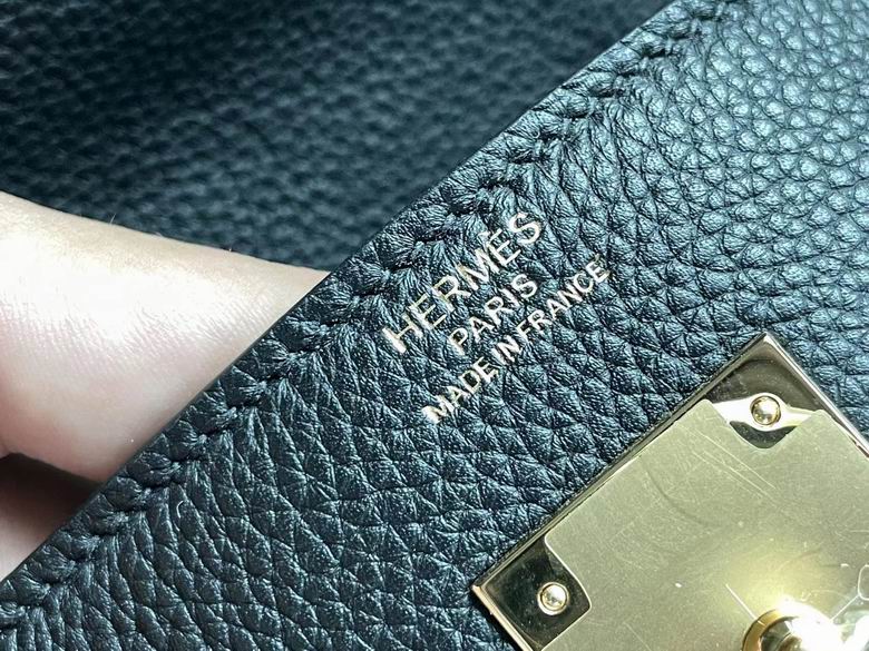 kelly 091004 AM 4 (9)