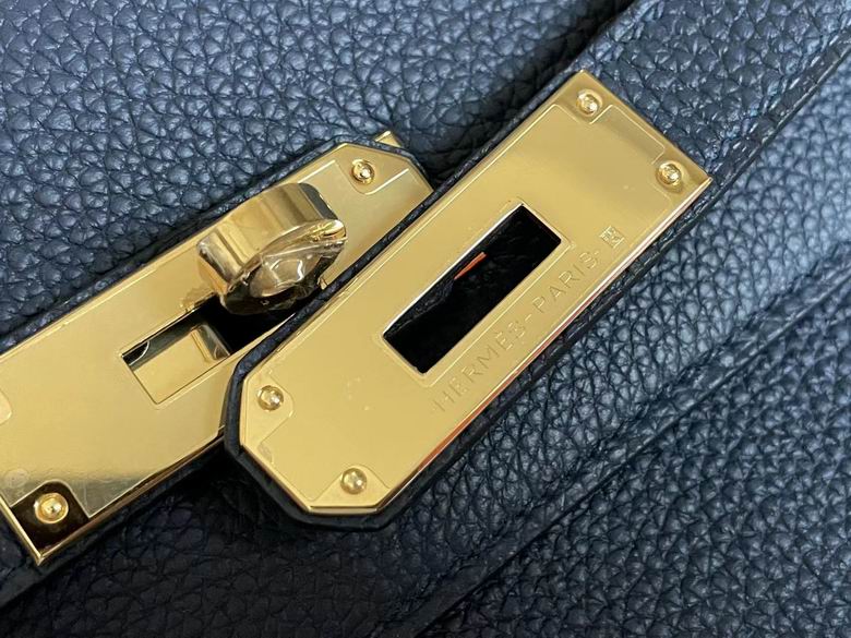 kelly 091004 AM 7 (8)