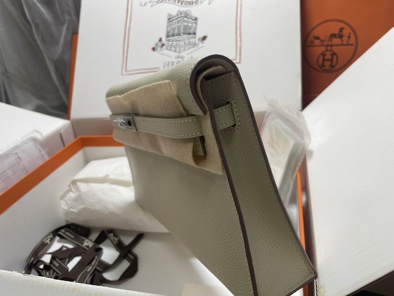 kelly 091005 AM 3 (14)