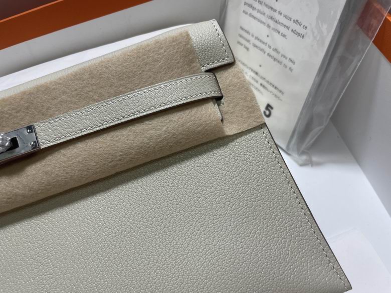 kelly 091005 AM 3 (15)