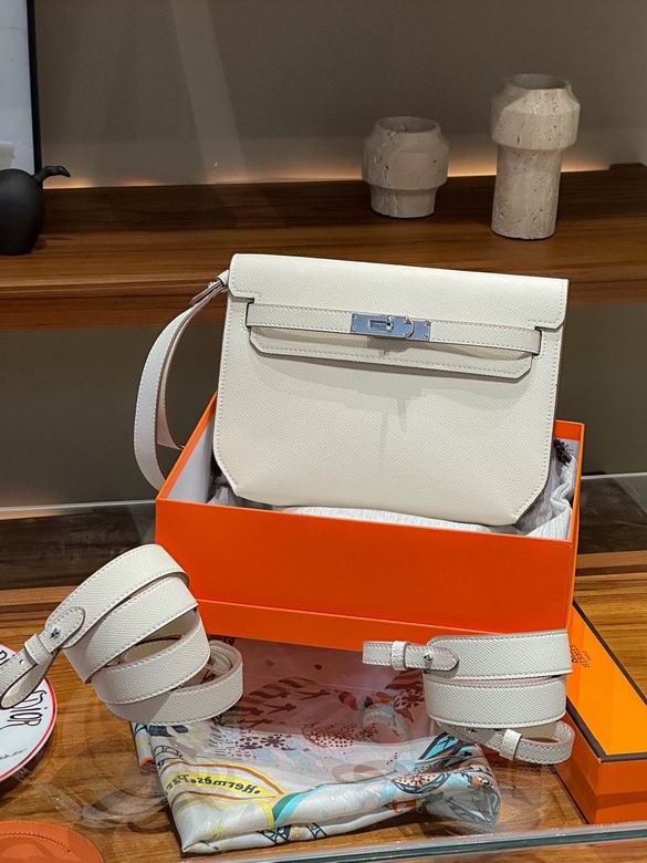 kelly 25cm 040304 YG 8 (1)