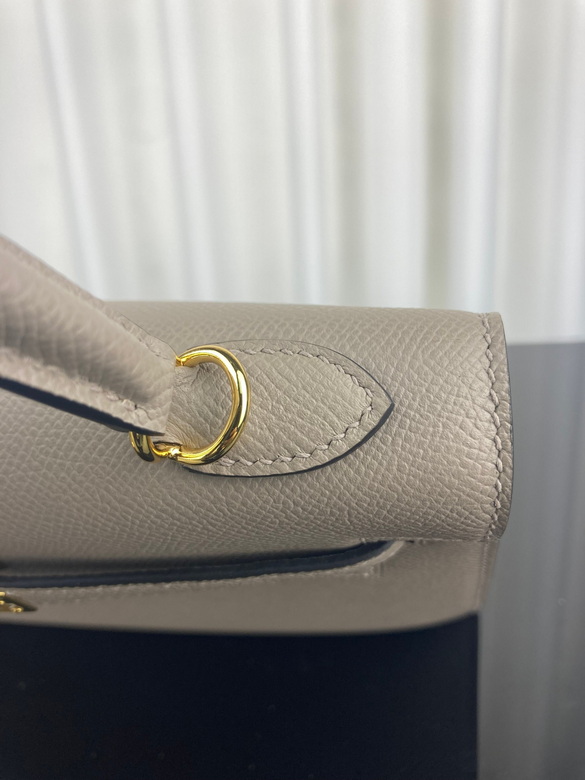 kelly 25cm 121404 AM 12 (3)