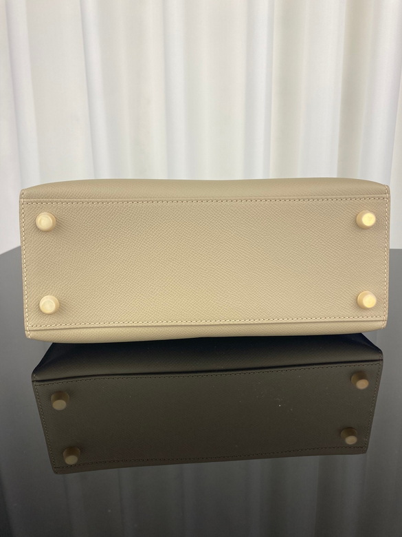 kelly 25cm 121404 AM 14 (6)