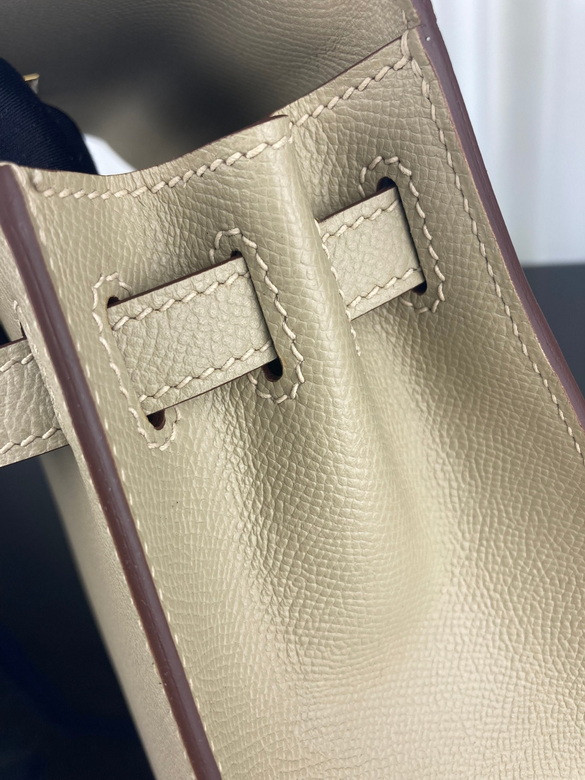 kelly 25cm 121404 AM 14 (7)