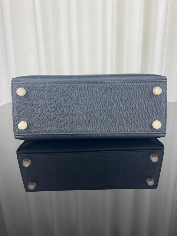 kelly 25cm 121404 AM 17 (6)