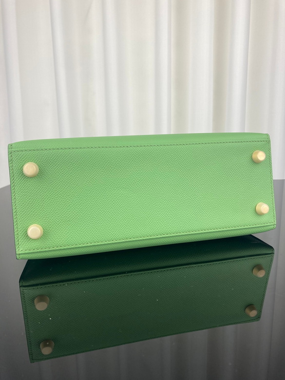 kelly 25cm 121404 AM 5 (6)