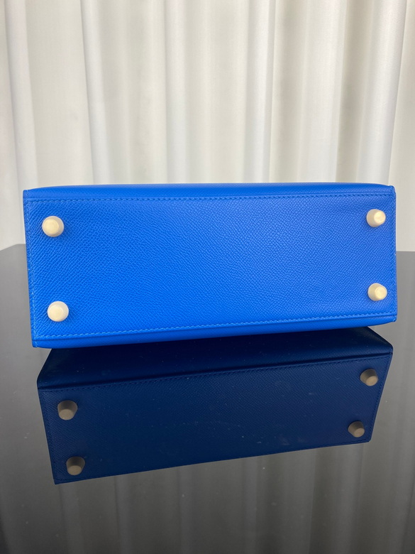 kelly 25cm 121404 AM 8 (6)