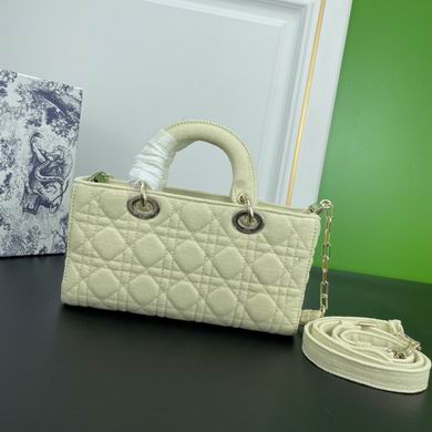 lady 26X13.5X5cm 060801 YW (3)