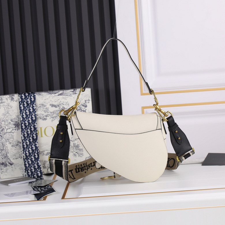 saddle 6666 25.5X20X6.5cm XM 1 (3)