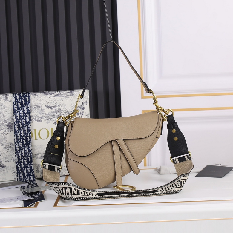 saddle 6666 25.5X20X6.5cm XM 3 (1)