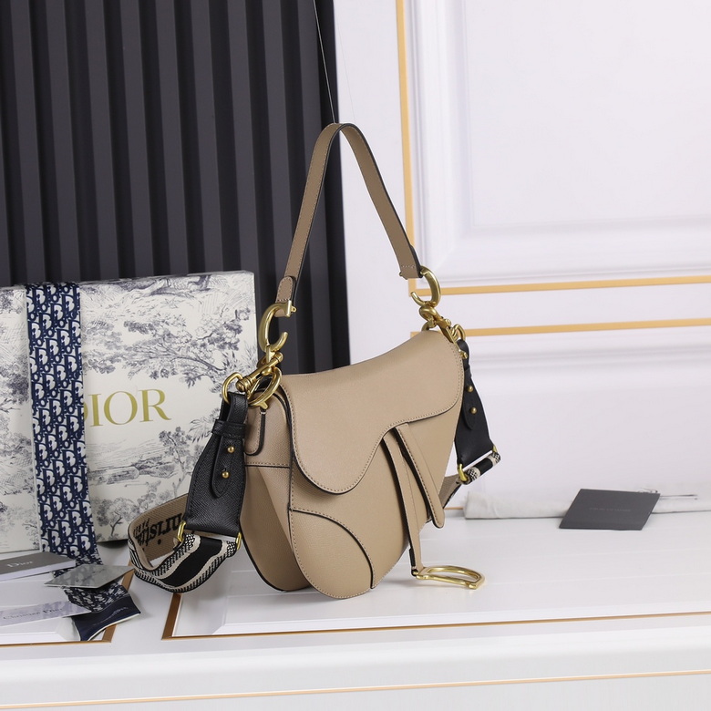 saddle 6666 25.5X20X6.5cm XM 3 (2)