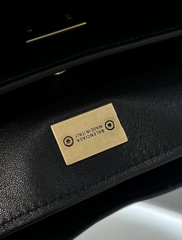 0318 35X23X11cm XM 6