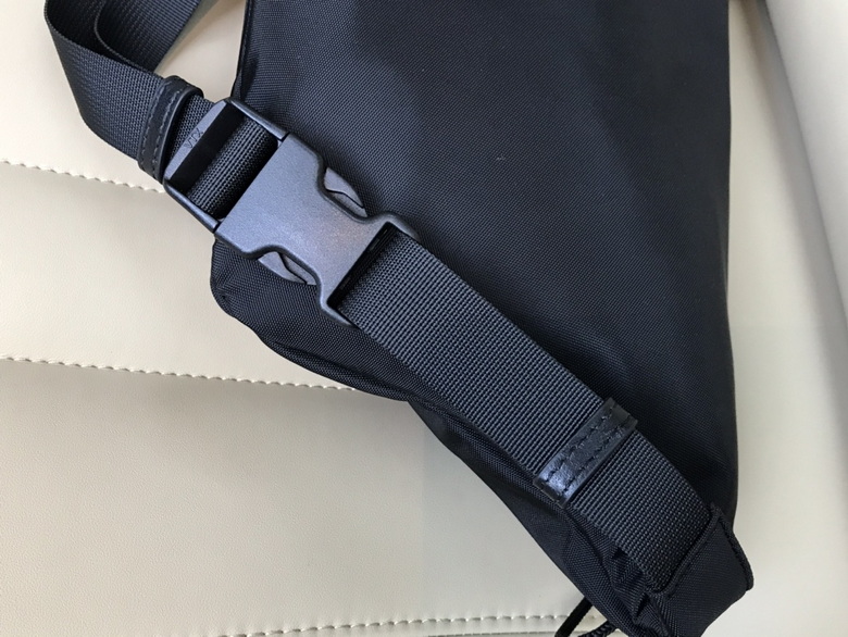 0386-4 17X27X7cm XM (5)