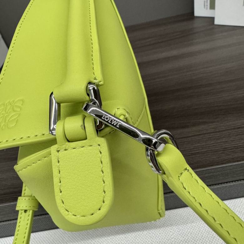 062312 18X12.5X8cm XM 7