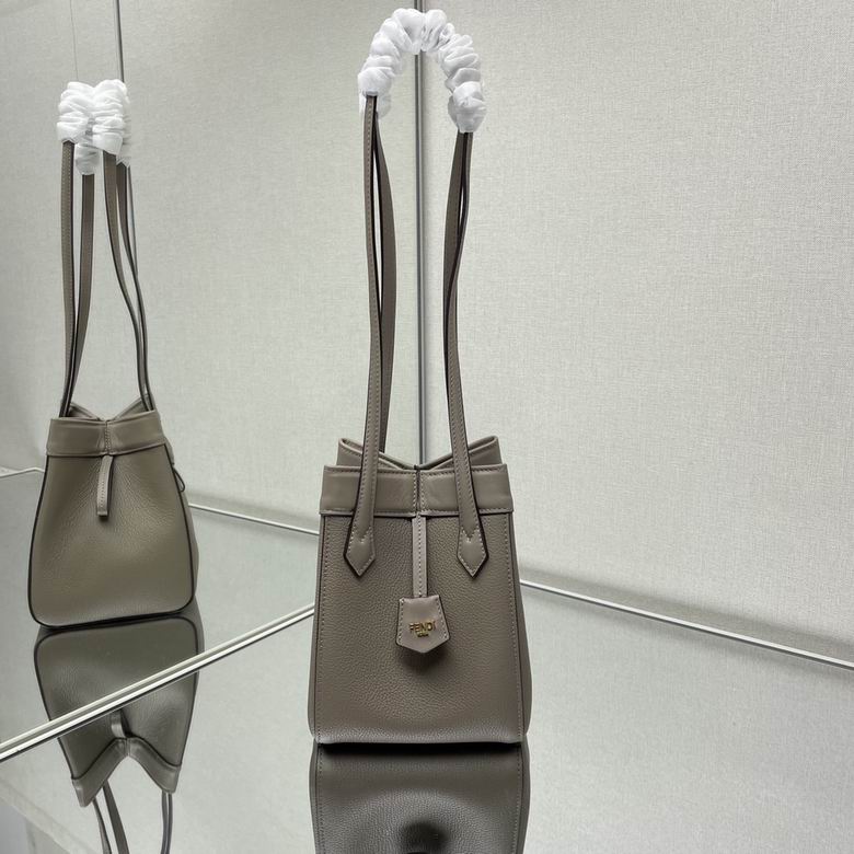 083 15X18.5X15cm H 4色 13