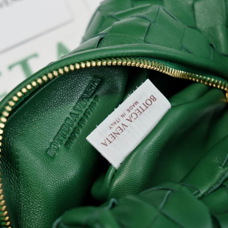 1680 23X27X9cm YG 28 (4)