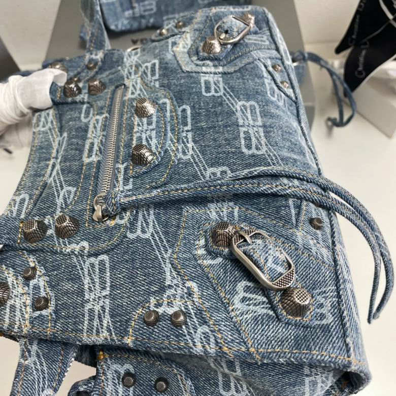 1688 26X18X11cm GY (6)