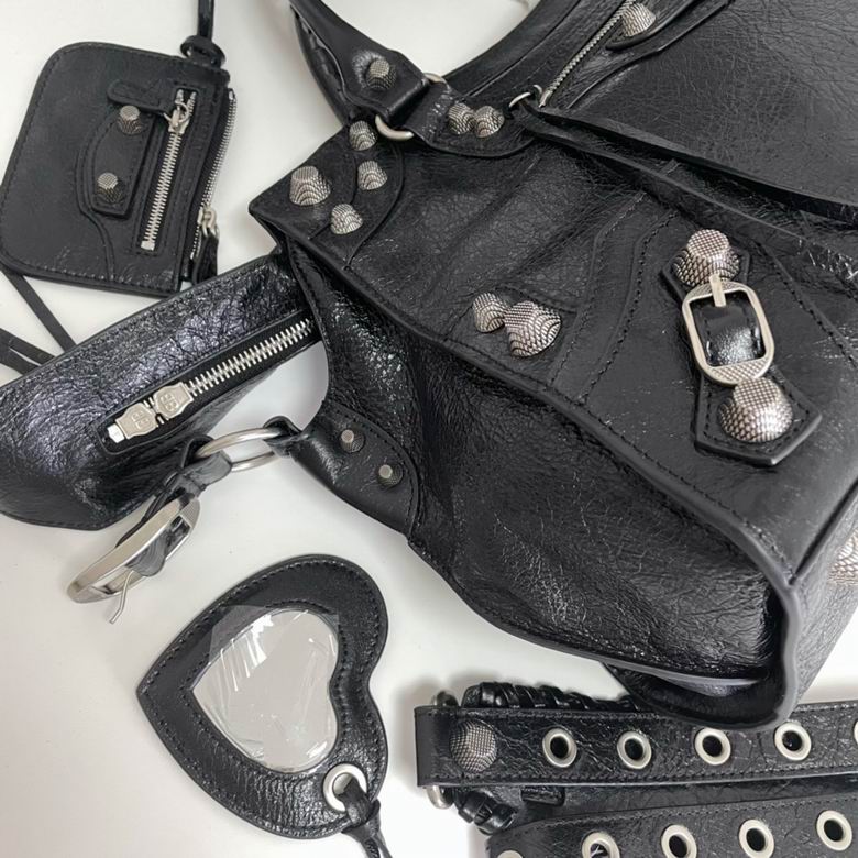 1688L 38.5X16.5X24cm GY 2色 17