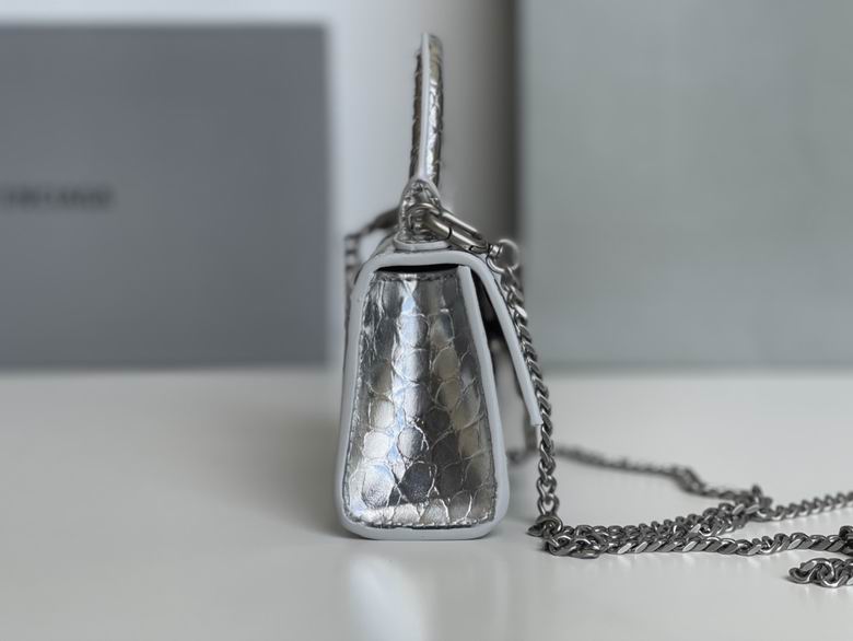 169 12X10X4.5cm GY 10 (3)