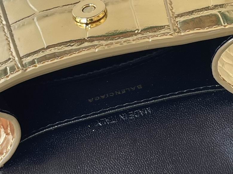 169 12X10X4.5cm GY 11 (8)