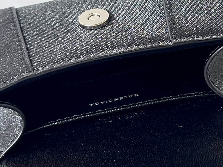 169 12X10X4.5cm GY 13 (8)