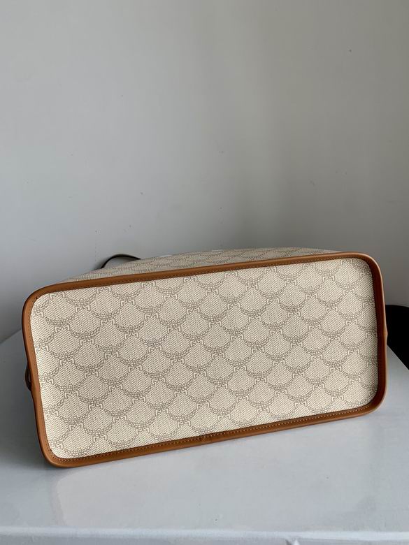 173532 17X35X32cm EY 4