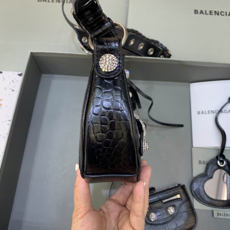 180607 26X12X6cm GY 12 (3)