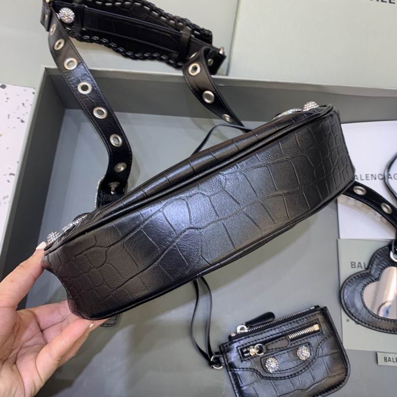 180607 26X12X6cm GY 12 (4)