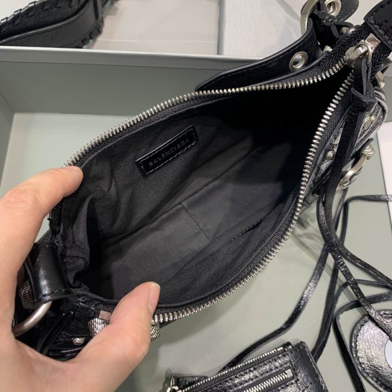 180607 26X12X6cm GY 20 (6)