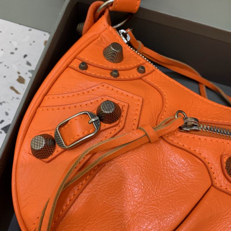 180607 33X16X8cm GY 5 (5)