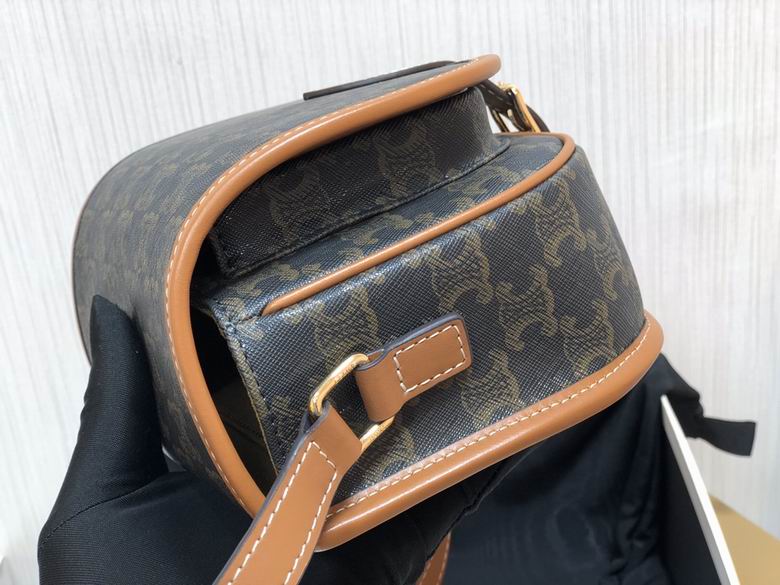 191502 18X17X6.5cm YG 8