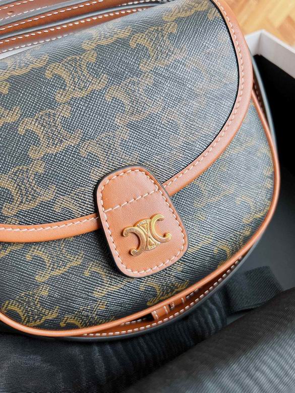 196702 15X11X4cm XM 4