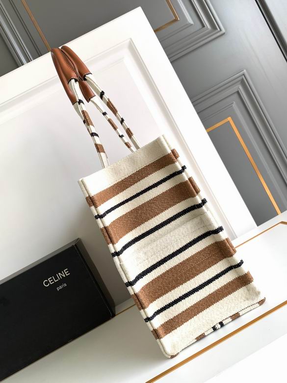 196762 41X28X17cm YG 2