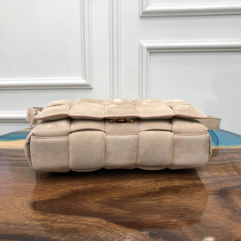 1970 26x18x8cm BG (4)