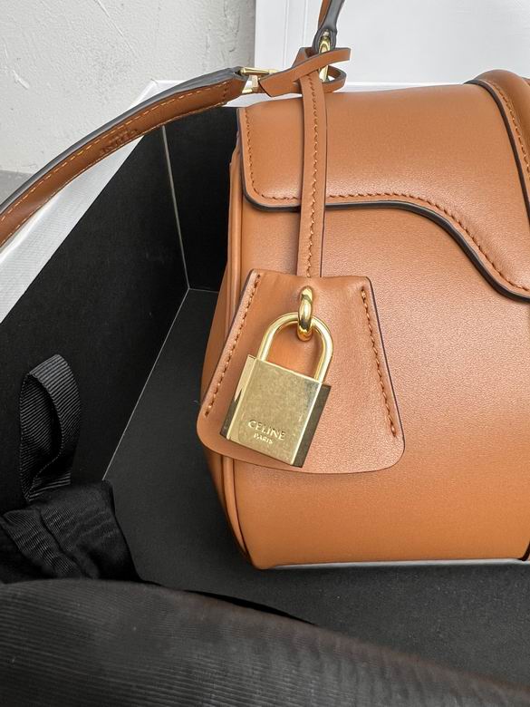 197983 17.5X14X7cm YG 5