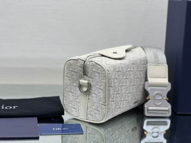 1ADPO24923803 22X10.5X12.5cm XM 4 (2)