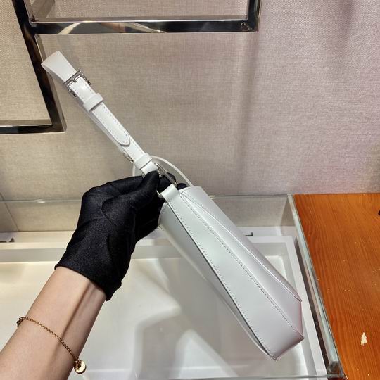 1BC156 30x18.5x4cm ap 03 (6)