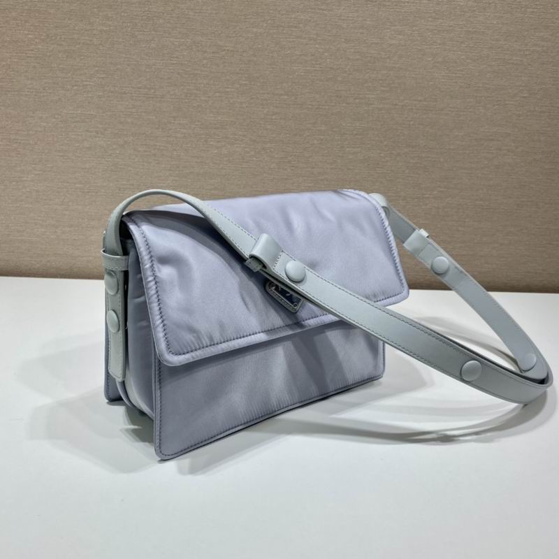 1BD258 23.5x18x11cm 08 (12)