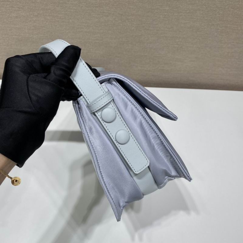 1BD258 23.5x18x11cm 08 (13)