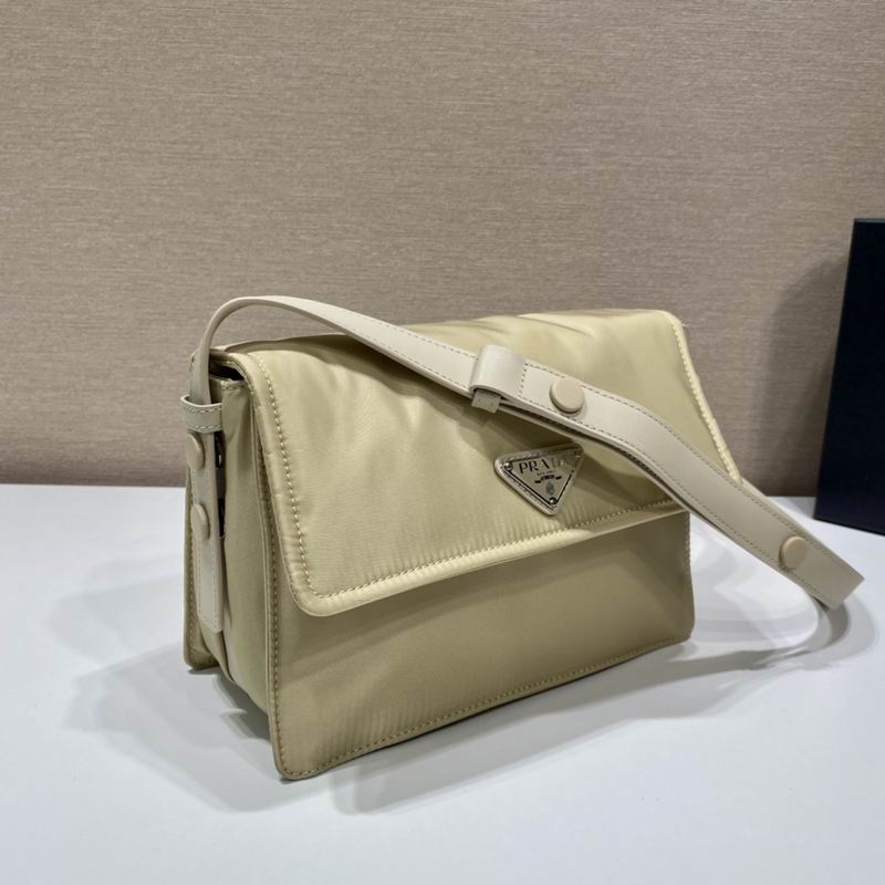 1BD258 23.5x18x11cm 08 (21)