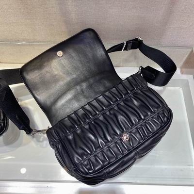 1BD289 Re-Nylon Hobo 21X14X6cm ap 61 (5)