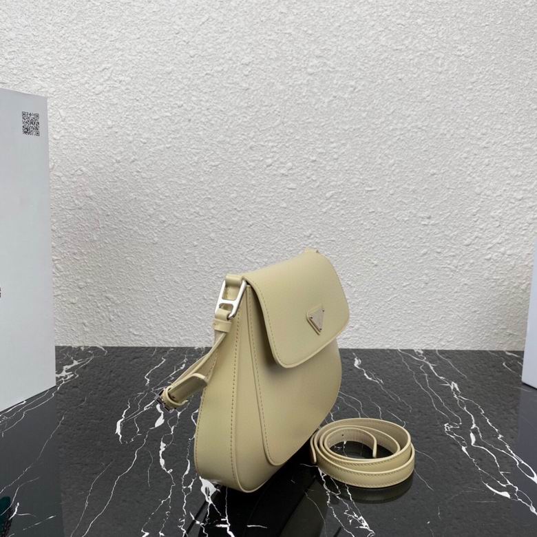 1BD303 24X19X6cm YG 6 (3)