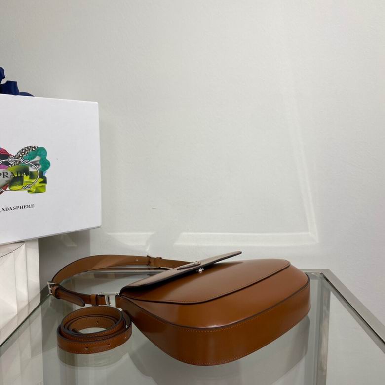 1BD303 24X19X6cm YG 8 (6)