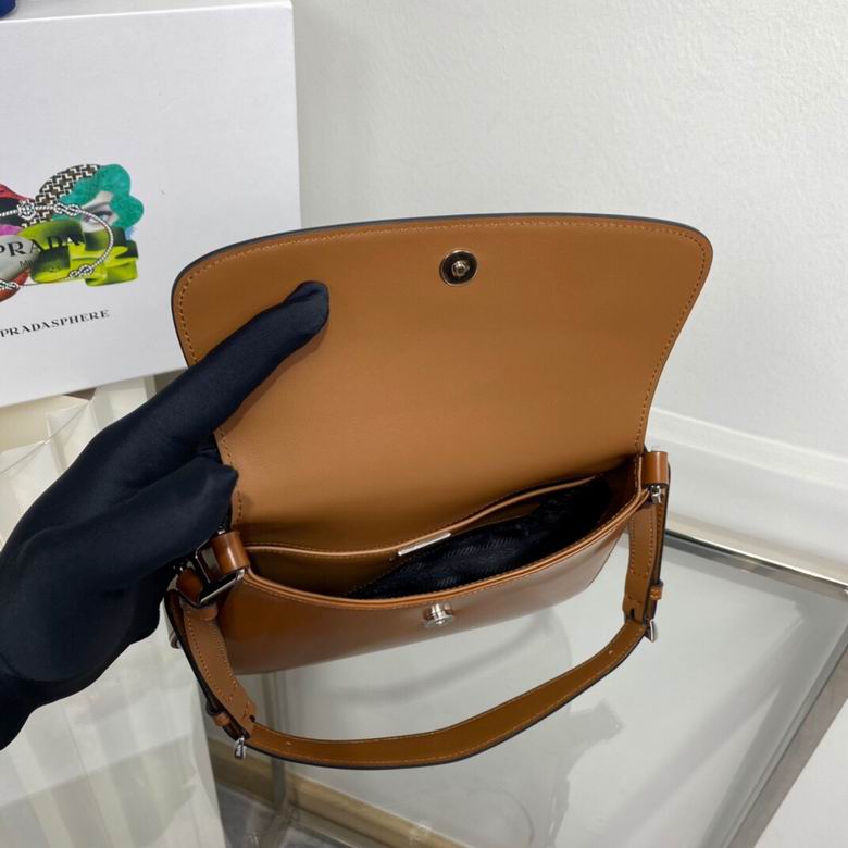 1BD303 24X19X6cm YG 8 (8)