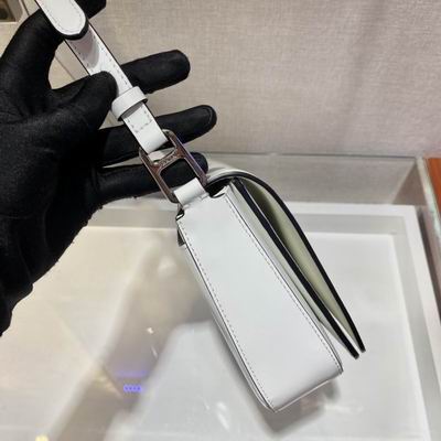 1BD308 21x15x6cm ap 48 (15)