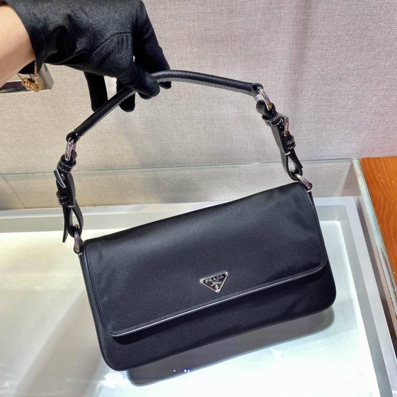 1BD667 27x15x4.5cm ap 20 (3)