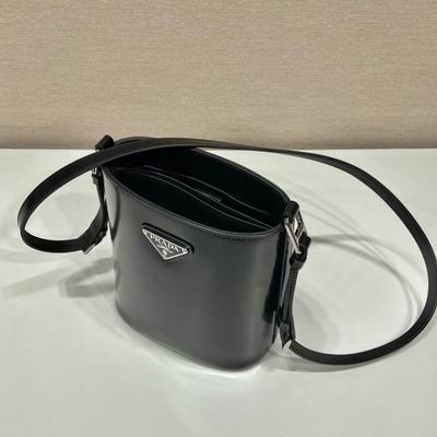 1BE059 17x18x10.5cm Ap (17)