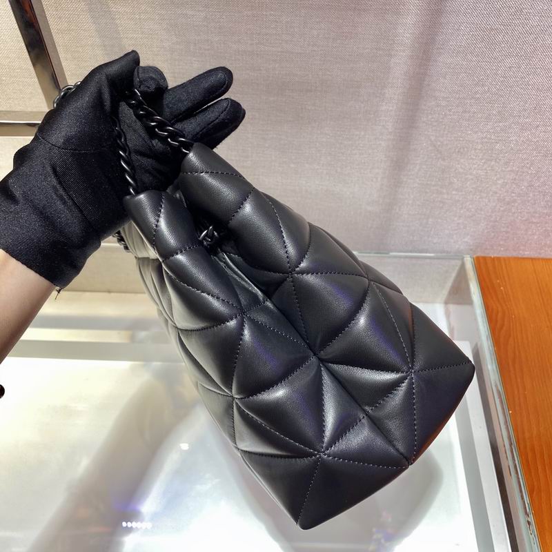 1BG298 Specturm 26.5x22x14cm ap 03 (6)