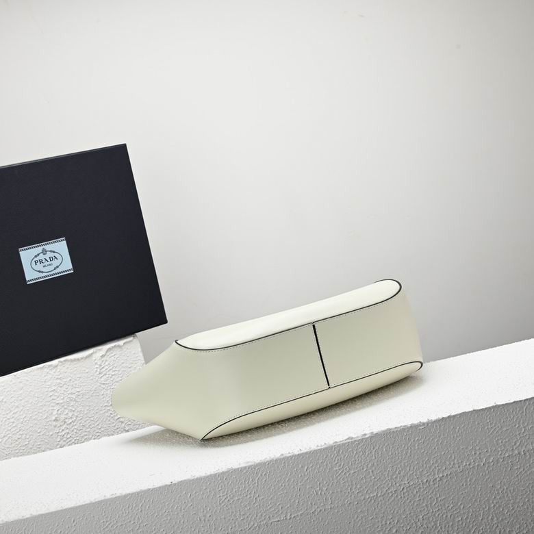 1BG483p 28X20.5X7.5cm YG 2色 13