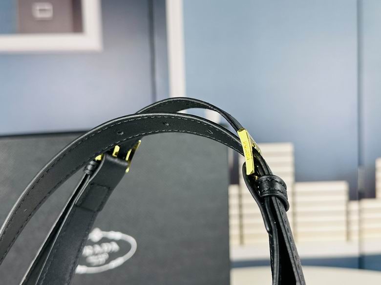 1BG488 28X20X7.5cm XMY 4色 24